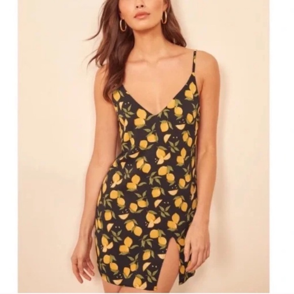 Reformation Dresses & Skirts - Reformation Marlowe dress in lemon drop